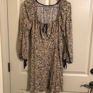 Urban Outfitters Off the Shoulder Floral dress